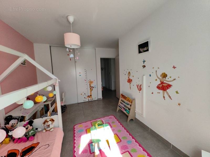 Appartement à MARSEILLE-11E