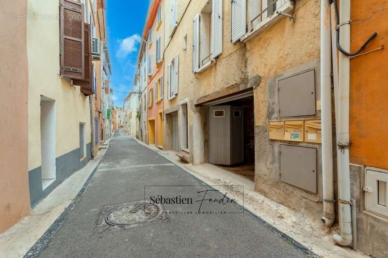 Appartement à LE BEAUSSET