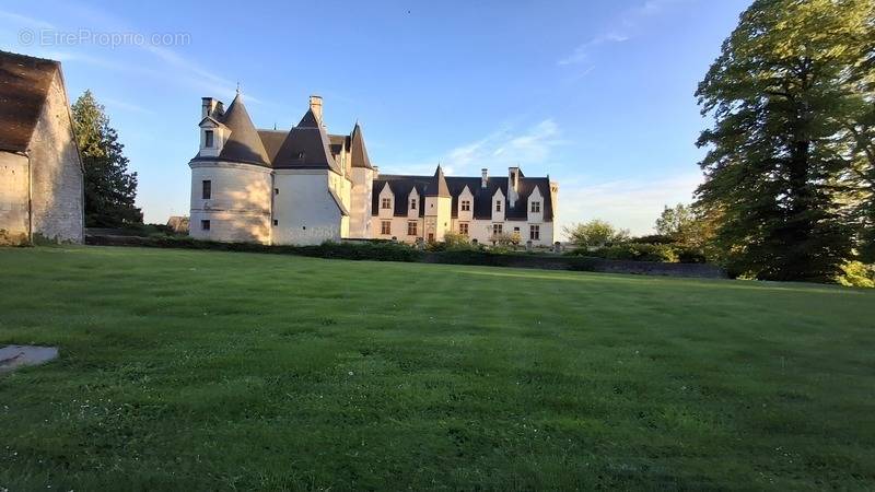 Maison à CHATILLON-SUR-INDRE