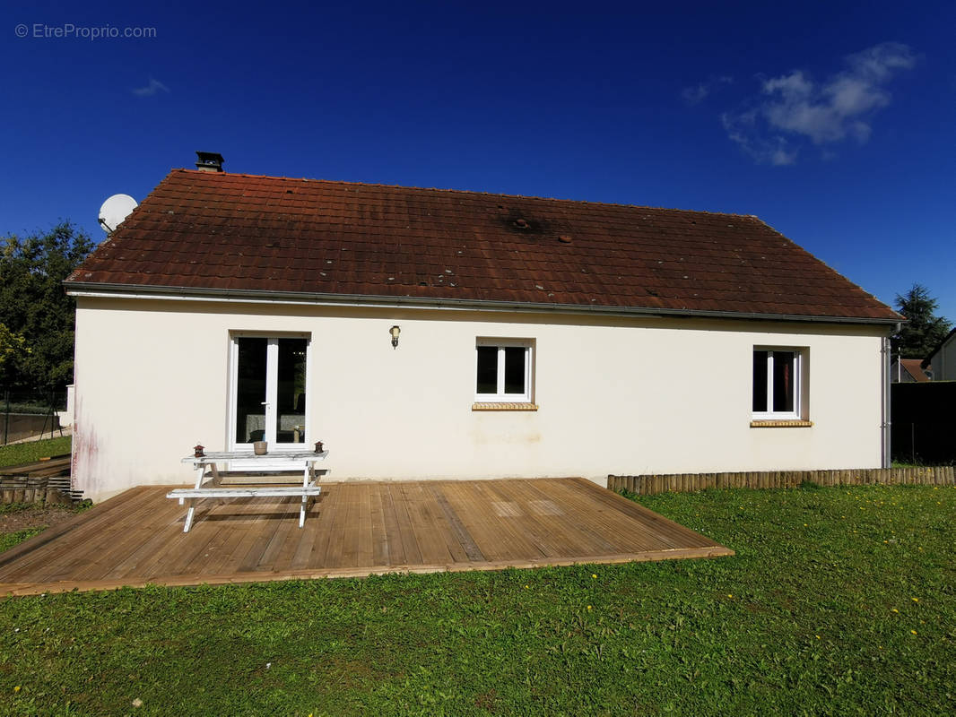 Maison à FONTAINE-LA-GAILLARDE