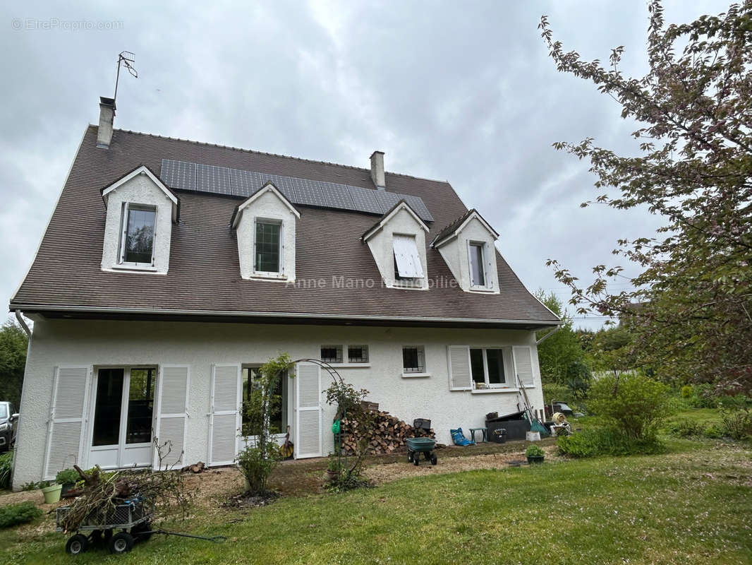 Maison à NEUILLY-SAINT-FRONT