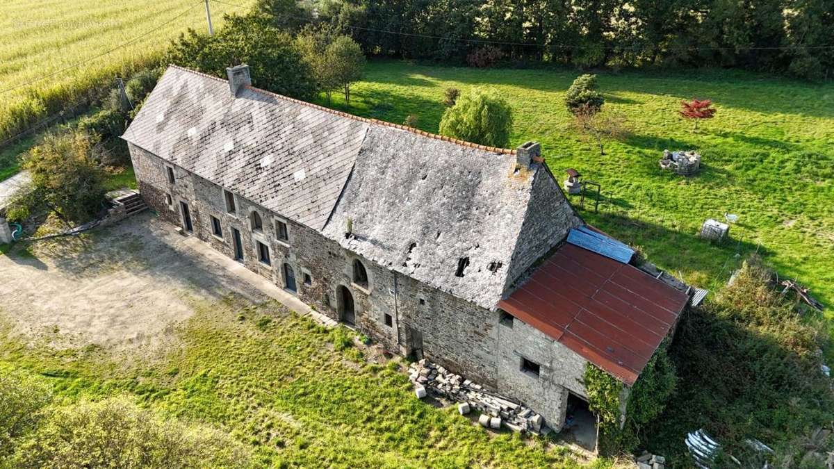 Maison à YVIGNAC-LA-TOUR