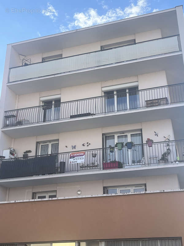 Appartement à BOURG-LES-VALENCE