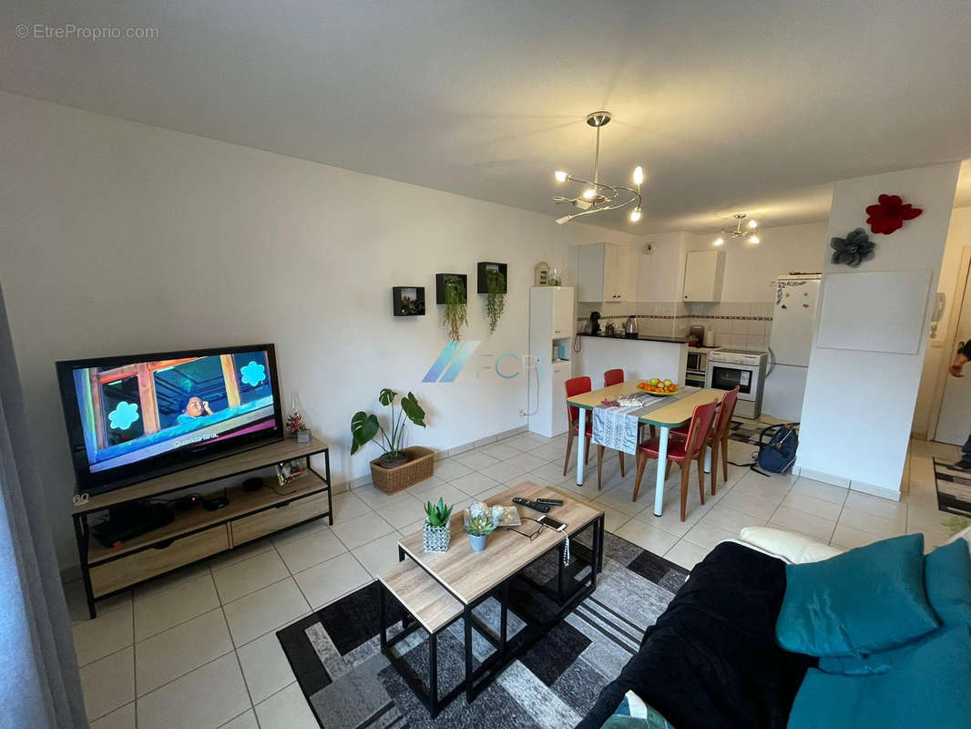 Appartement à ARES