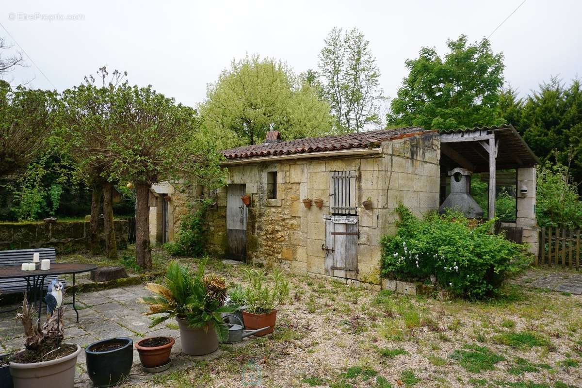 Maison à LA CHAPELLE-FAUCHER