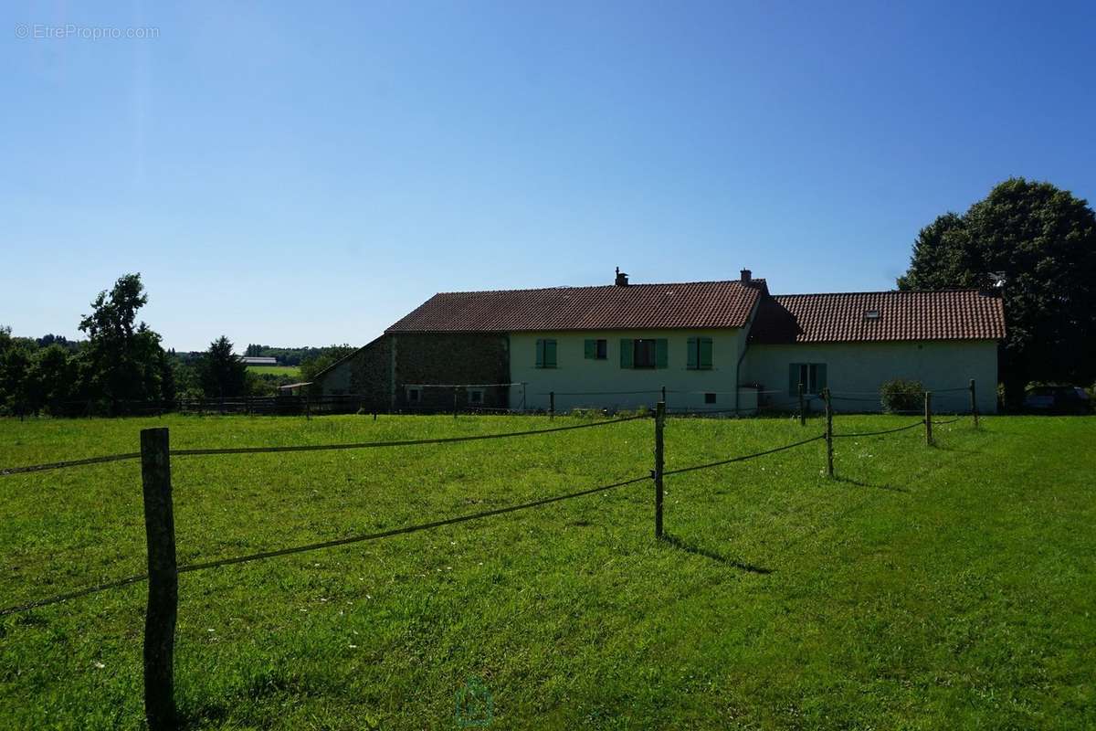 Maison à SAINT-JORY-DE-CHALAIS