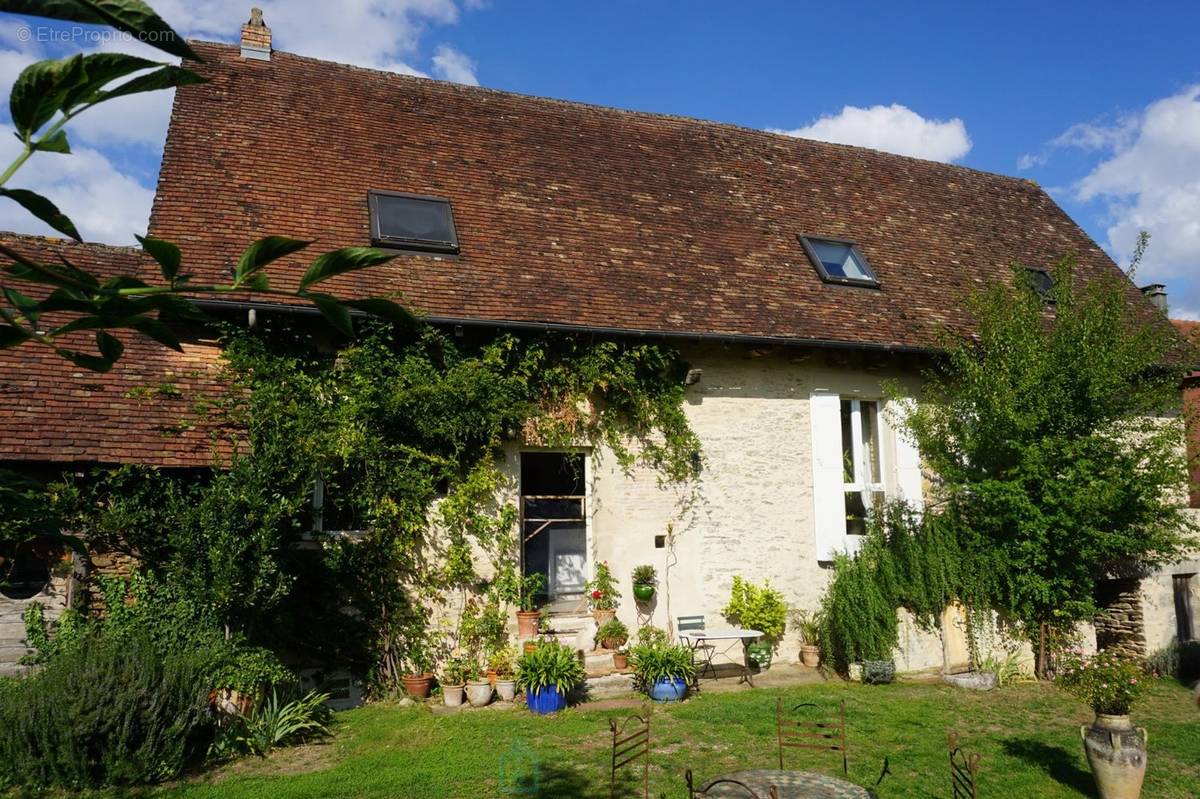 Maison à SAINT-JORY-DE-CHALAIS