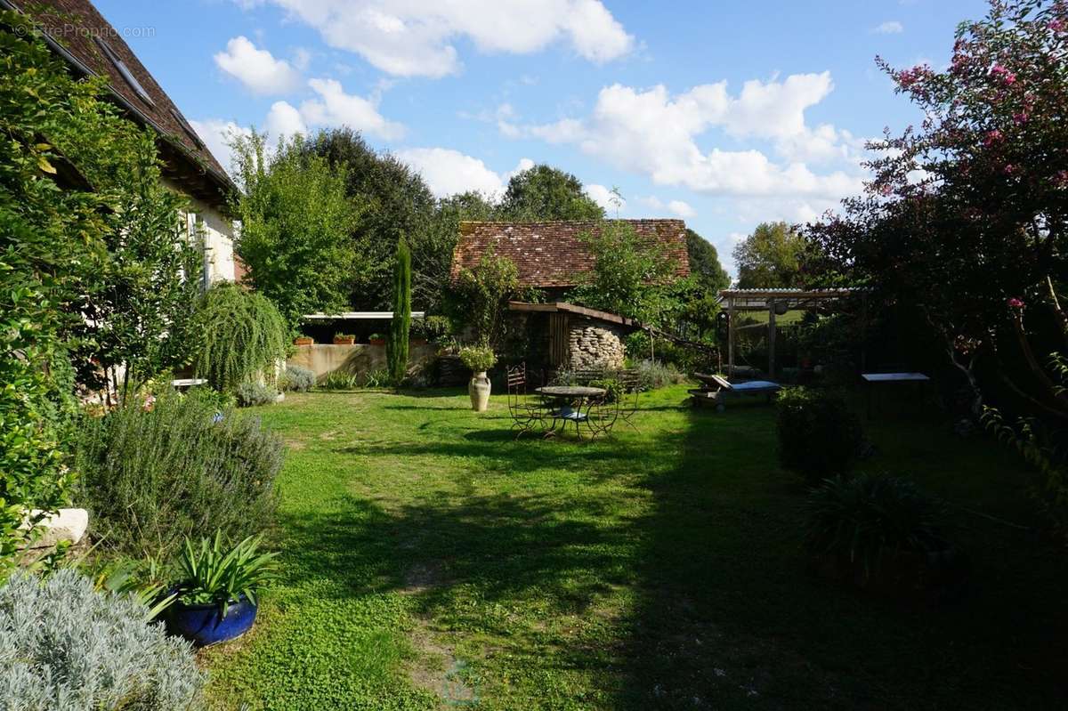 Maison à SAINT-JORY-DE-CHALAIS