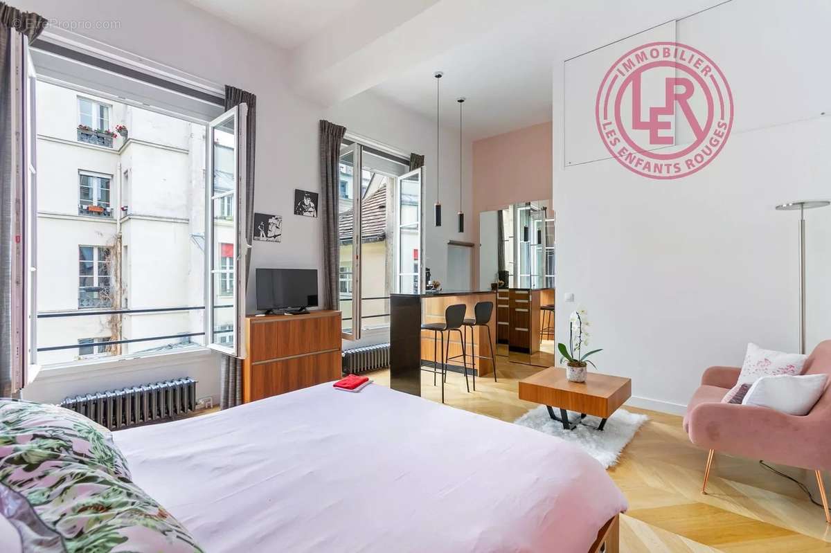 Appartement à PARIS-4E