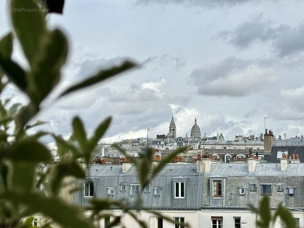 Appartement à PARIS-17E