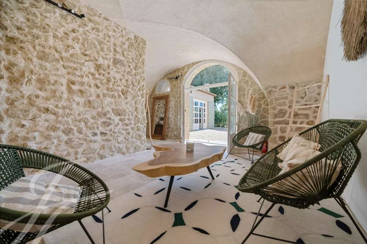 Maison à LOURMARIN