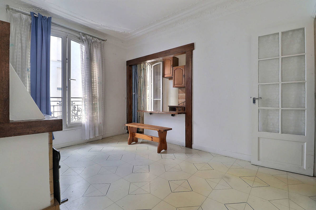 Appartement à AUBERVILLIERS