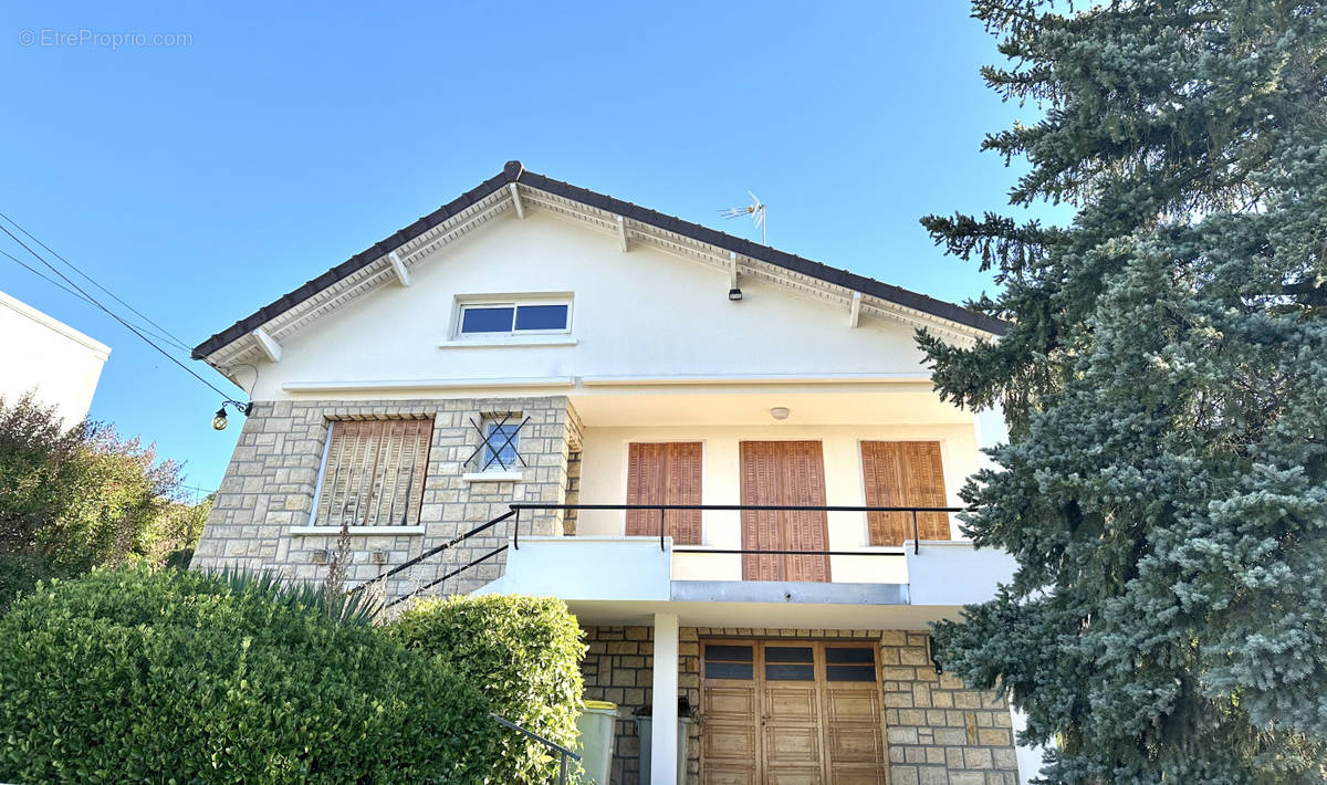 Maison à YERRES