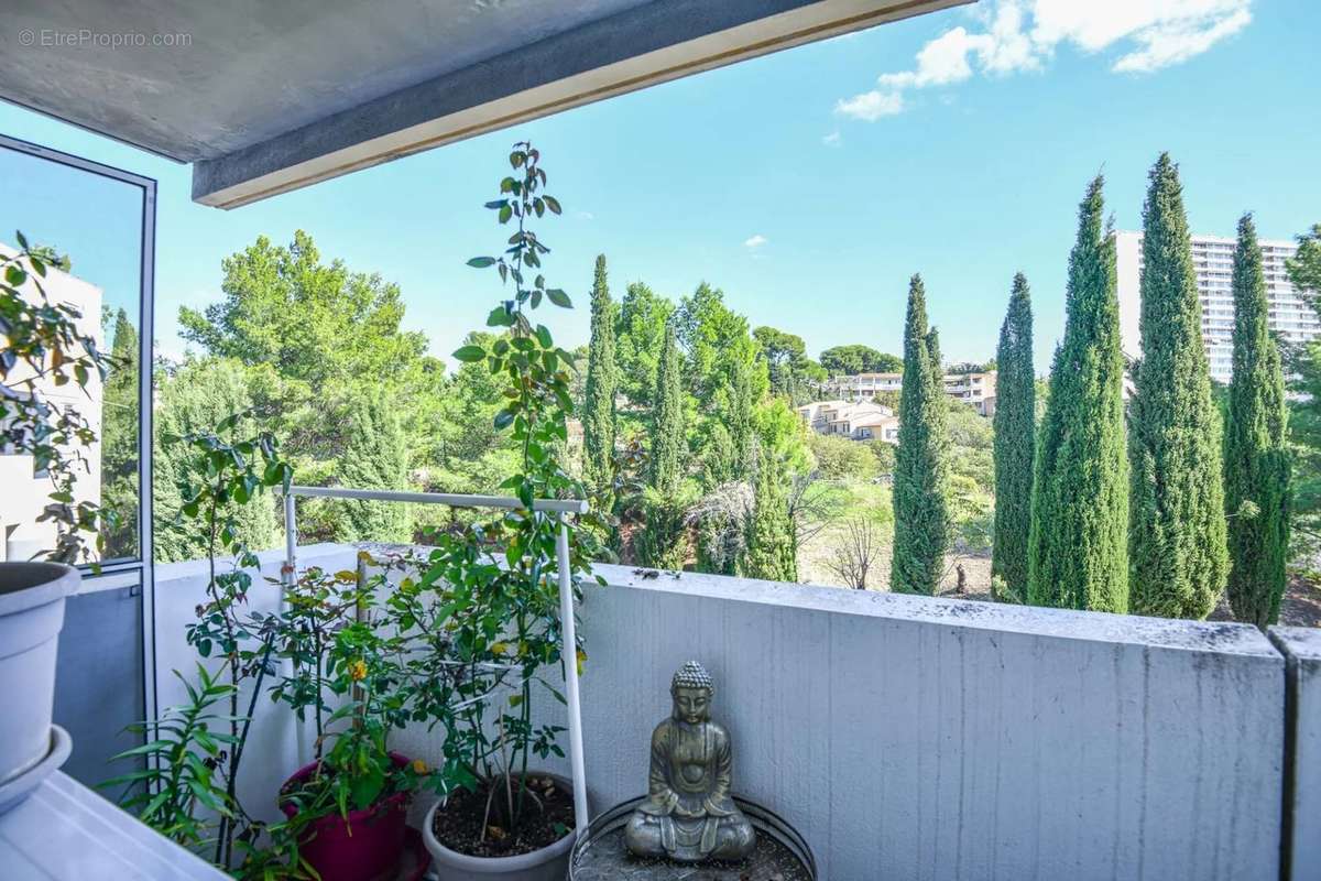 Appartement à MARSEILLE-9E