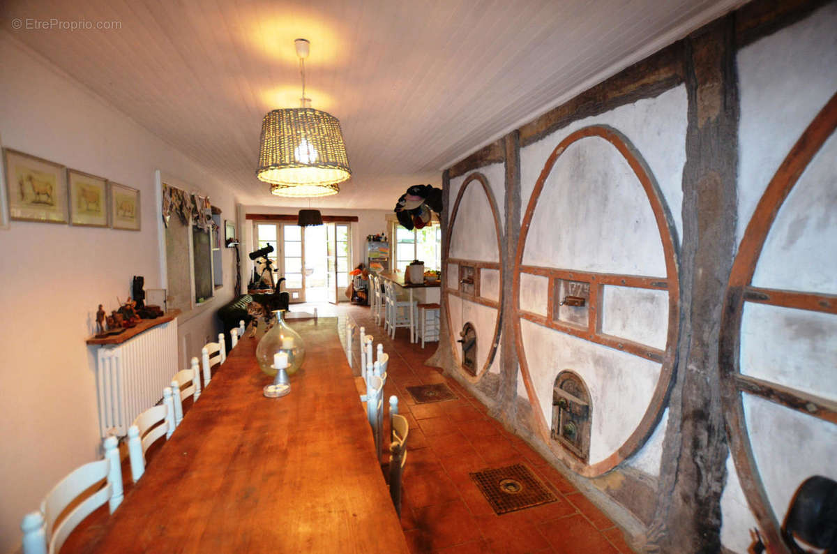 15 - Salle a manger - Dining room - Maison à ROQUEPINE