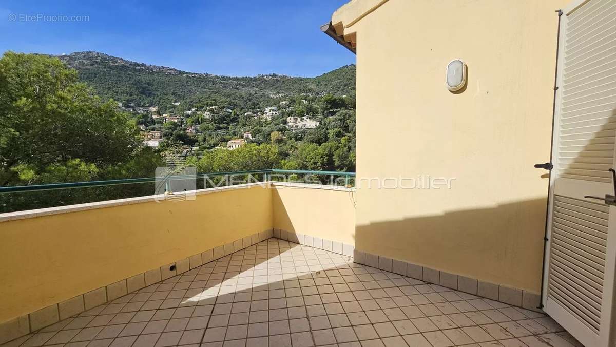 Appartement à BEAUSOLEIL