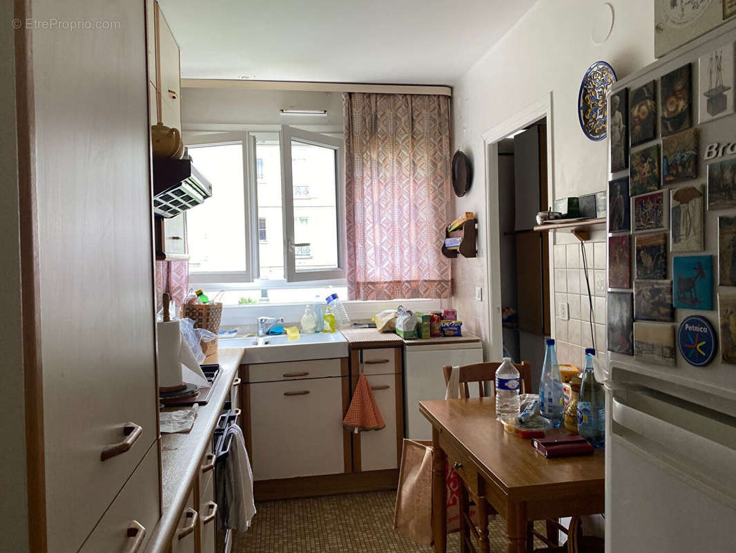 Appartement à PARIS-4E