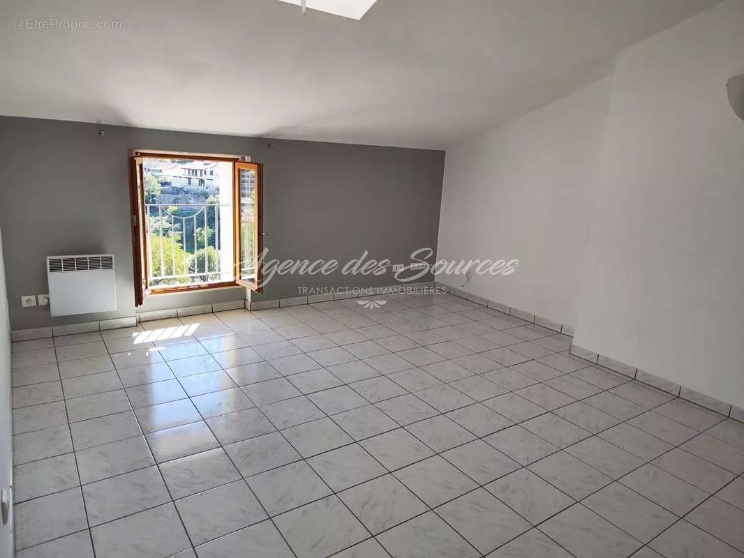 Appartement à BARJOLS