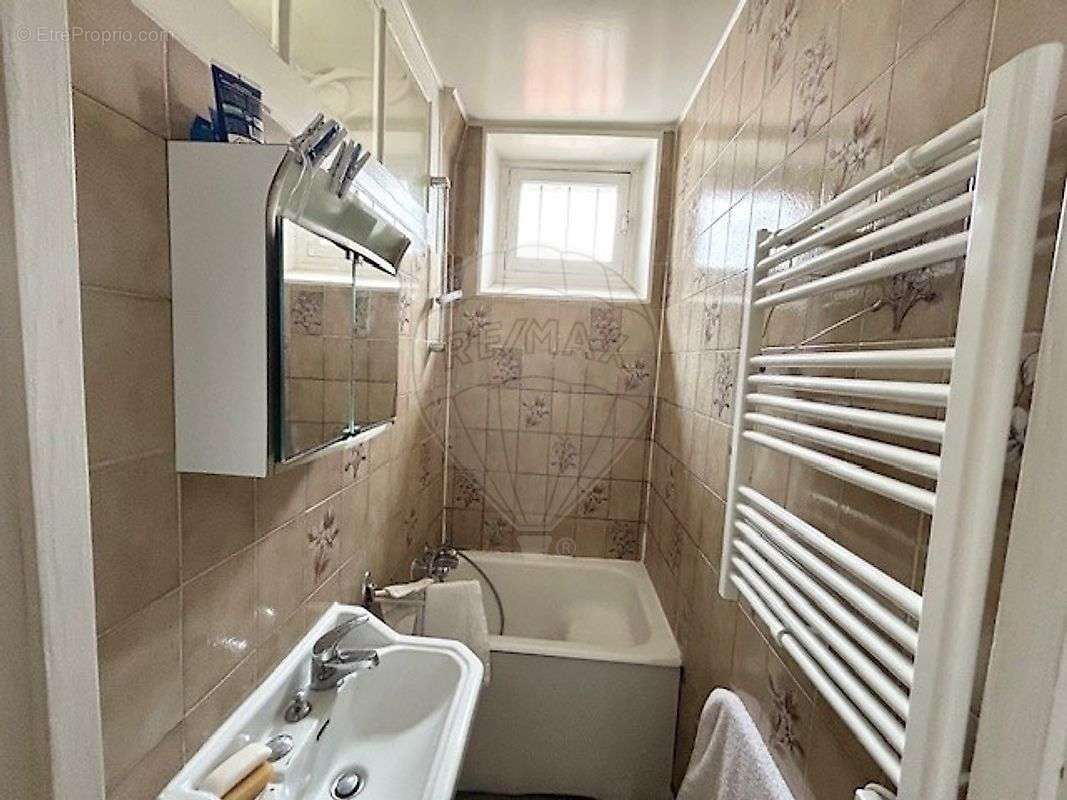 Appartement à PARIS-15E