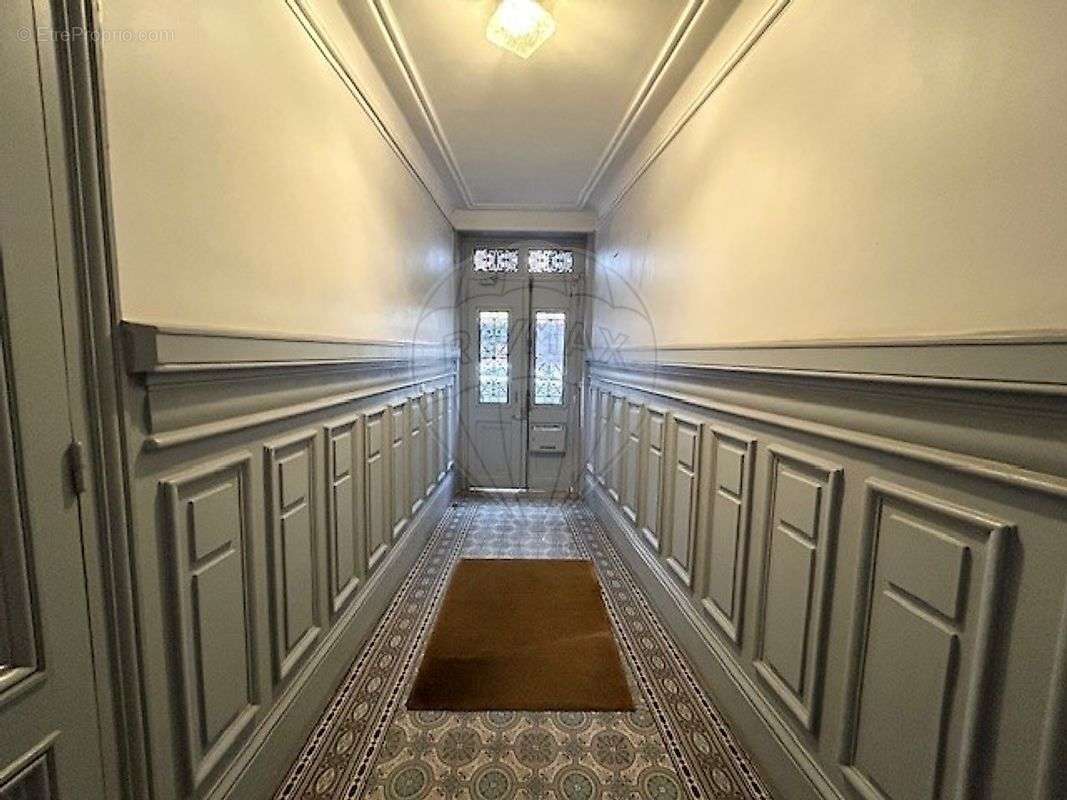 Appartement à PARIS-15E