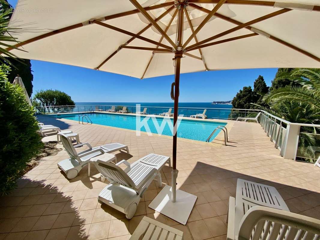 Appartement à ROQUEBRUNE-CAP-MARTIN