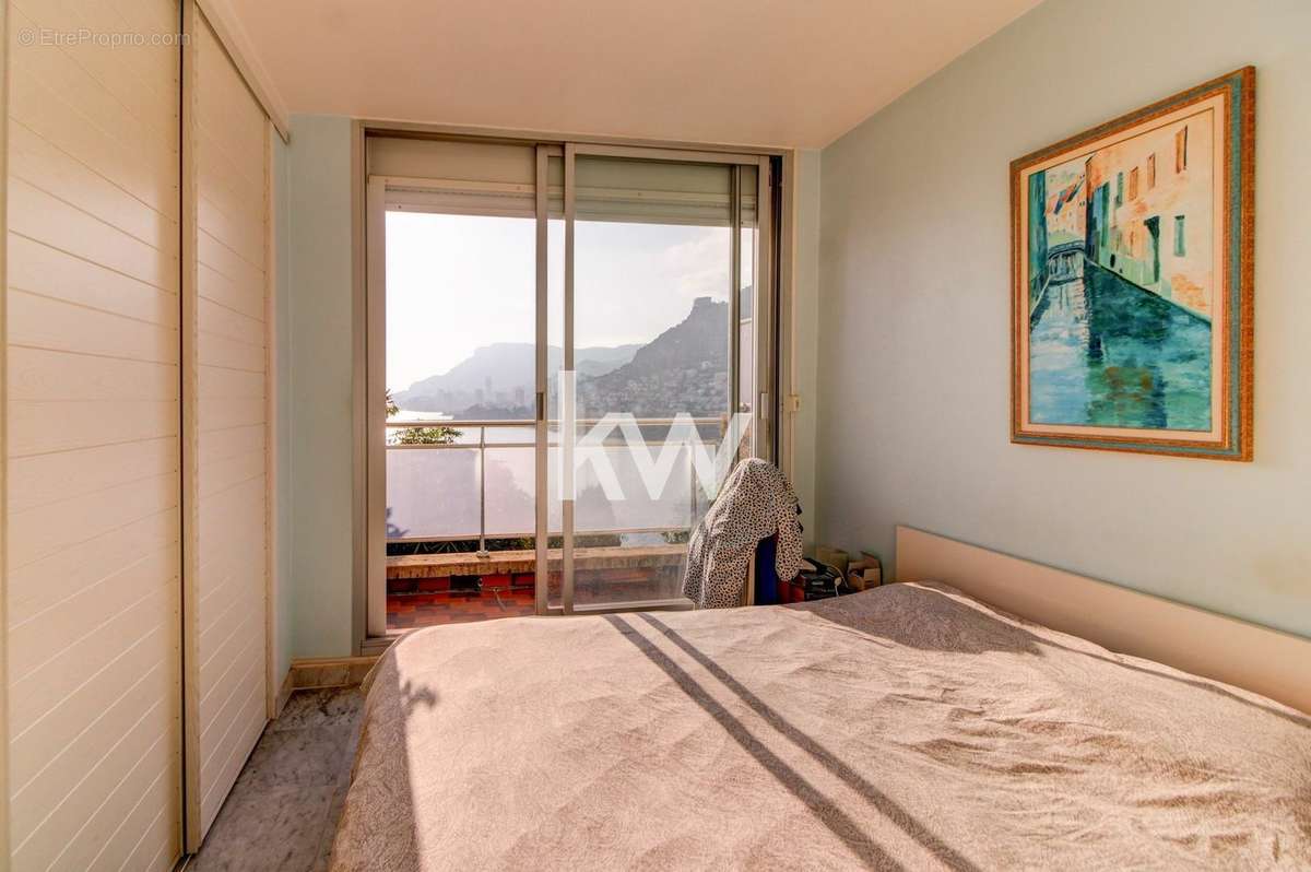 Appartement à ROQUEBRUNE-CAP-MARTIN