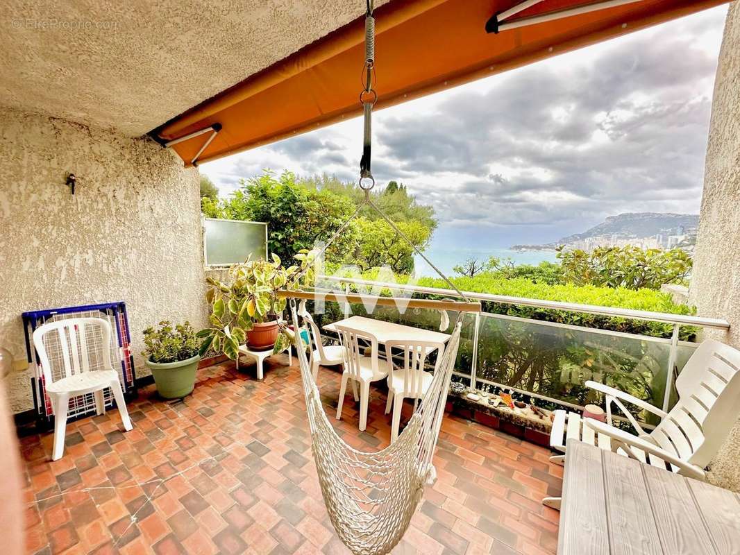 Appartement à ROQUEBRUNE-CAP-MARTIN