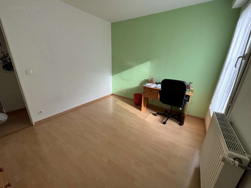 Appartement à MONTIGNY-LE-BRETONNEUX