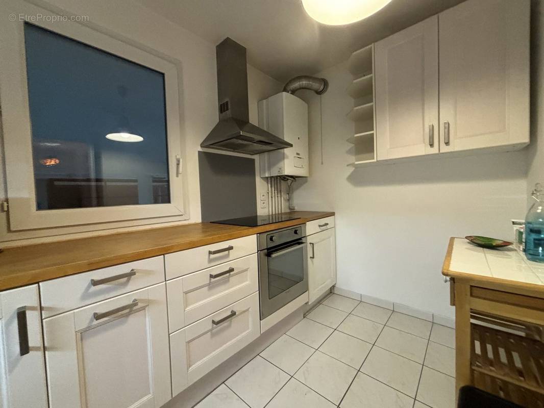 Appartement à MONTIGNY-LE-BRETONNEUX