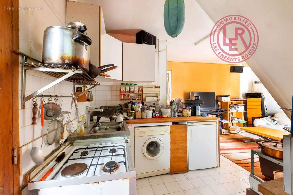 Appartement à PARIS-10E