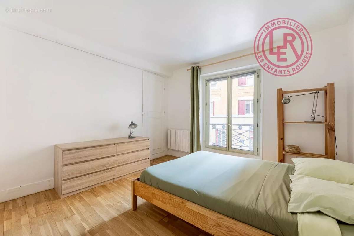 Appartement à PARIS-10E