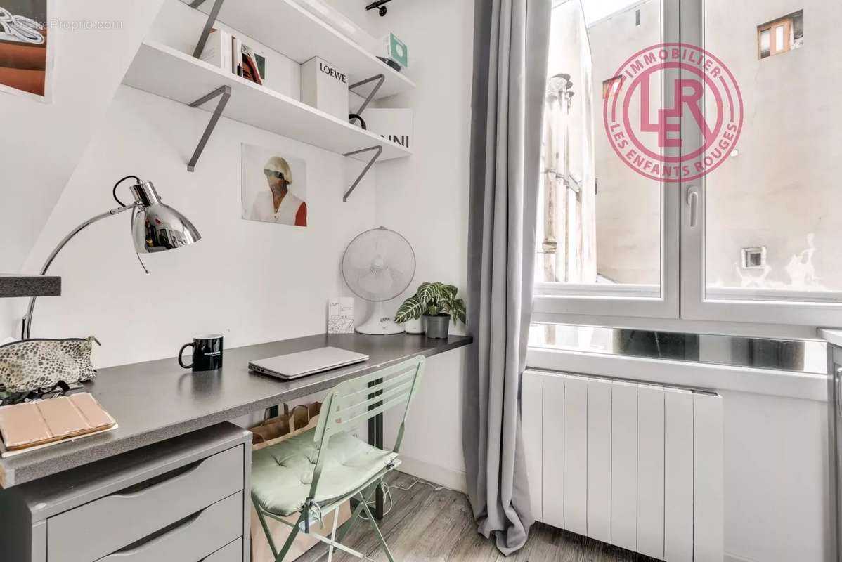 Appartement à PARIS-3E