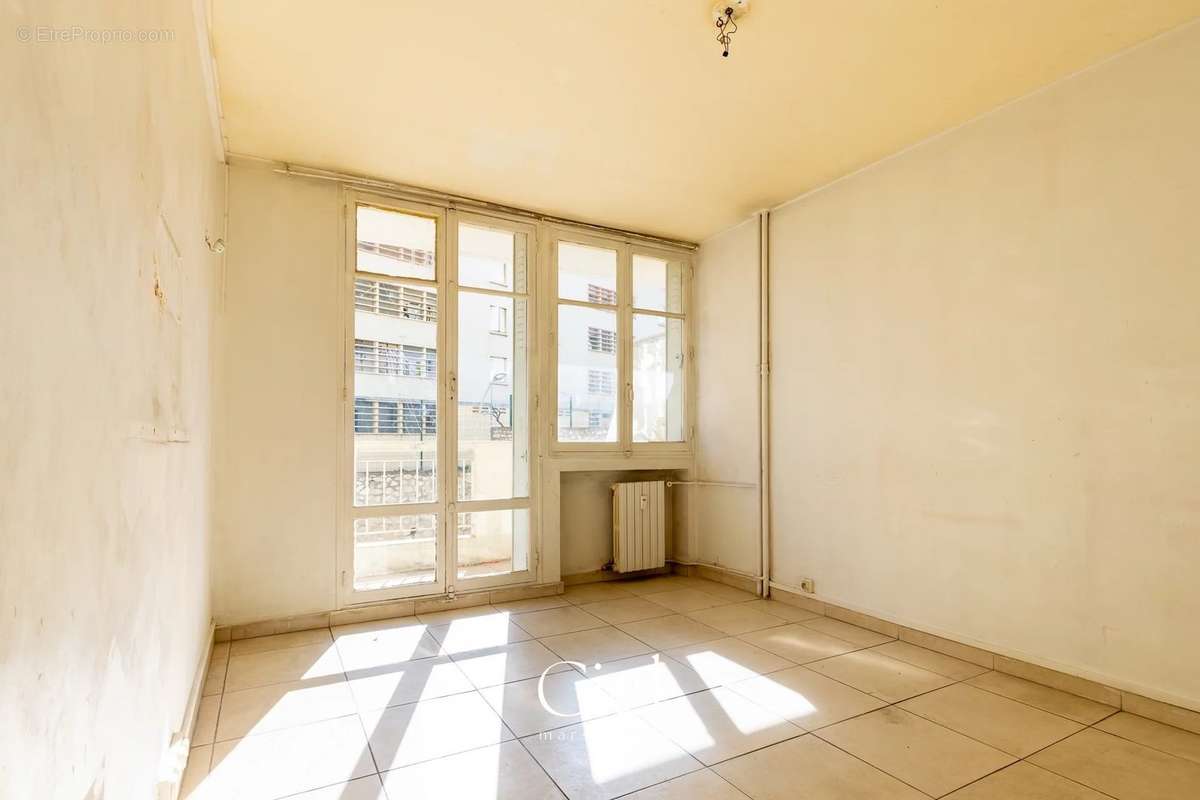 Appartement à MARSEILLE-13E