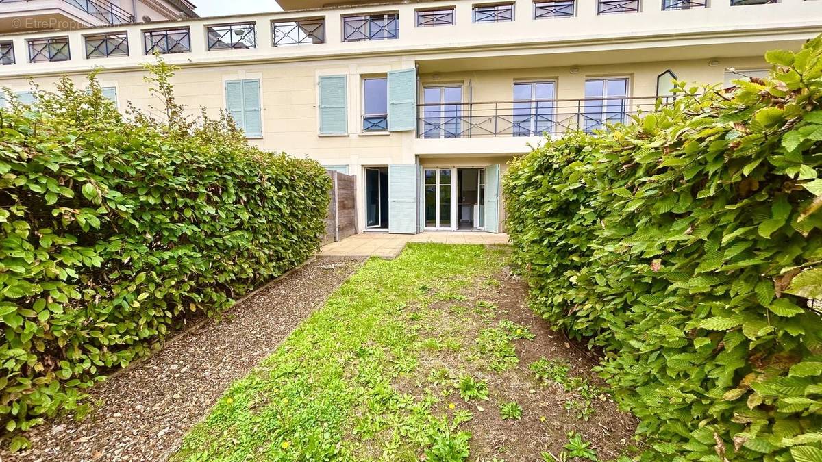 Appartement à MAISONS-LAFFITTE