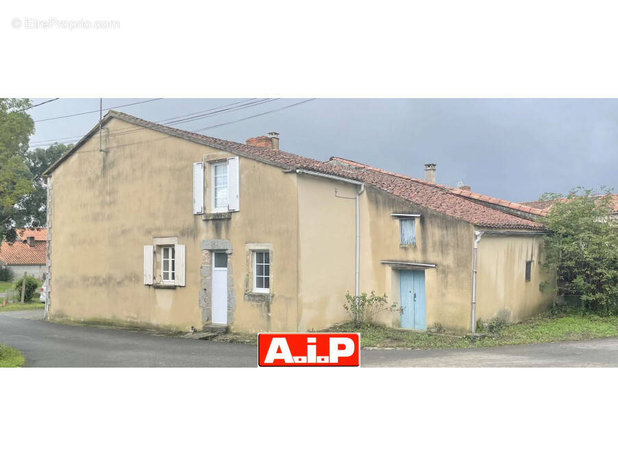 Maison à ANTIGNY