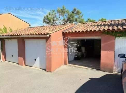 Maison à ROQUEBRUNE-SUR-ARGENS