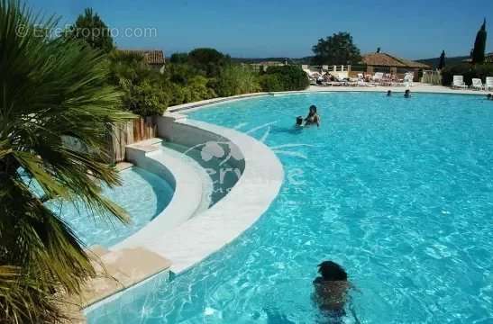 Maison à ROQUEBRUNE-SUR-ARGENS