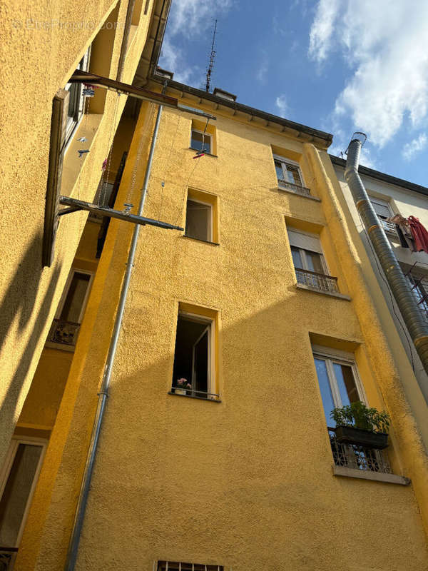 Appartement à IVRY-SUR-SEINE