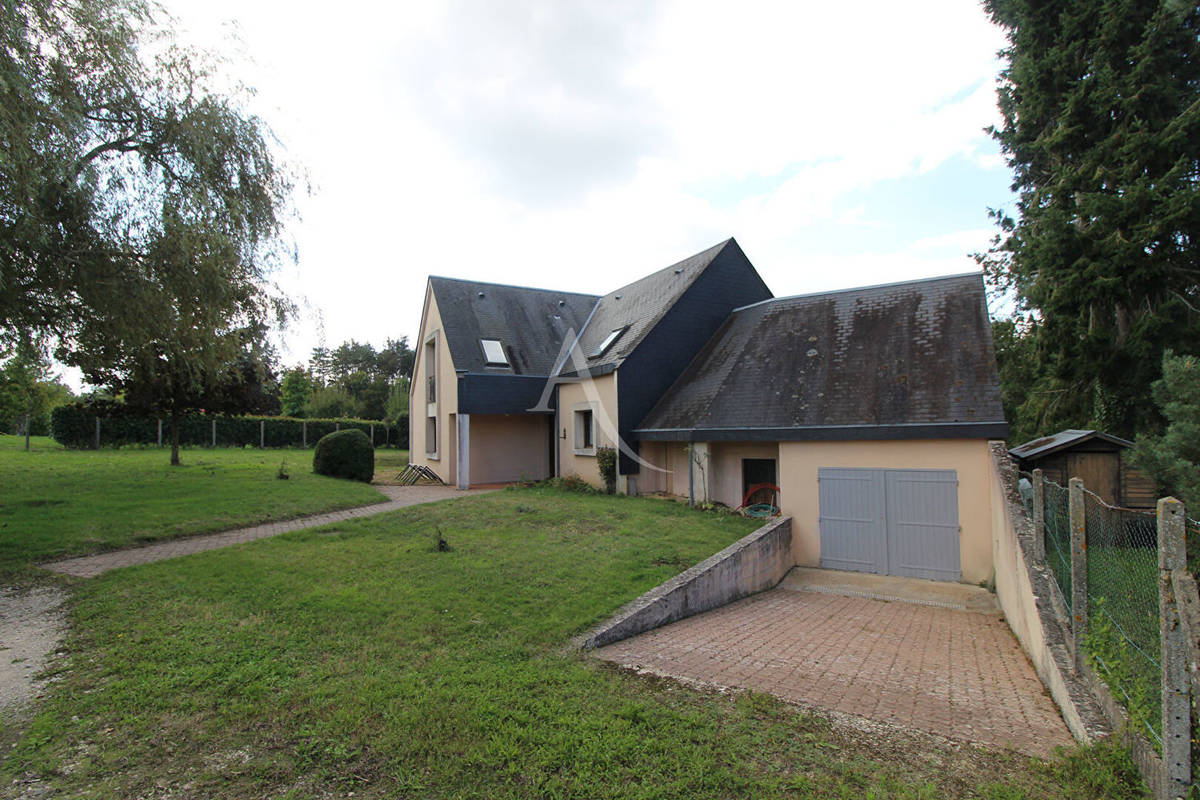 Maison à CHAUMONT-SUR-LOIRE