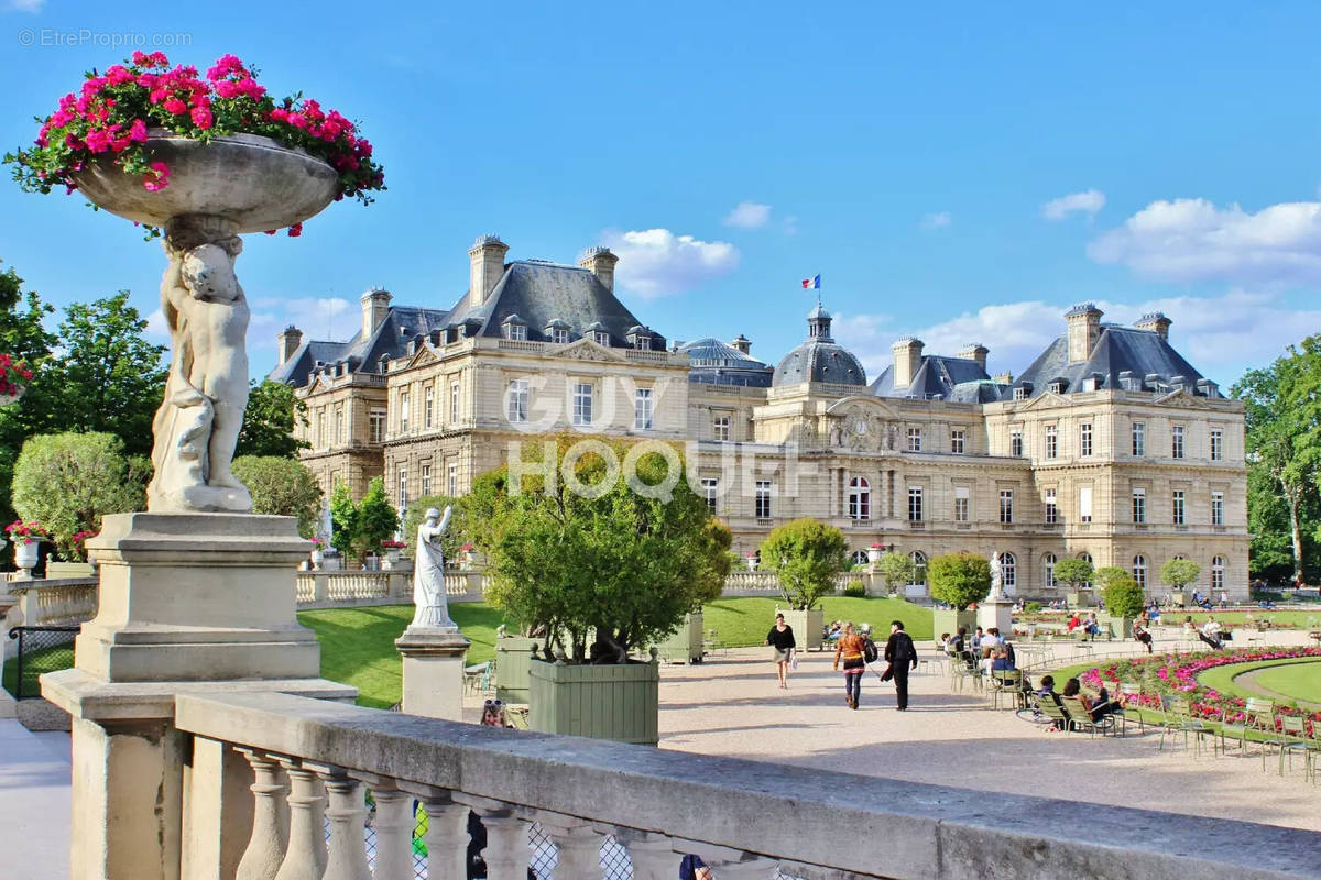 Appartement à PARIS-6E