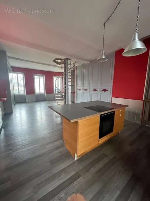 Appartement à BRIENON-SUR-ARMANCON