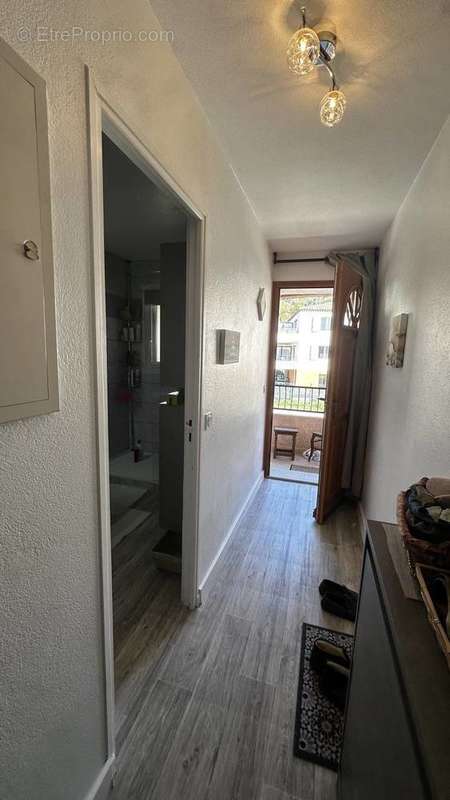 Appartement à BORMES-LES-MIMOSAS