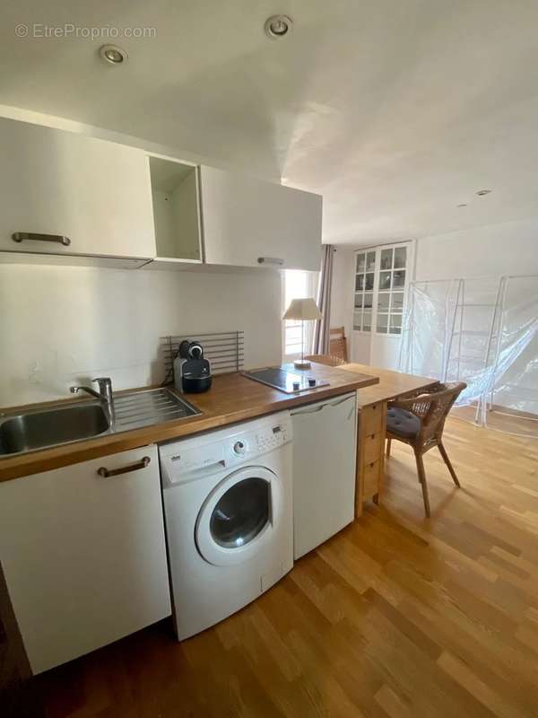 Appartement à PARIS-7E