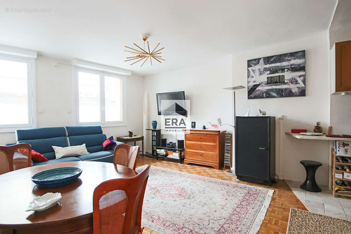 Appartement à PARIS-5E