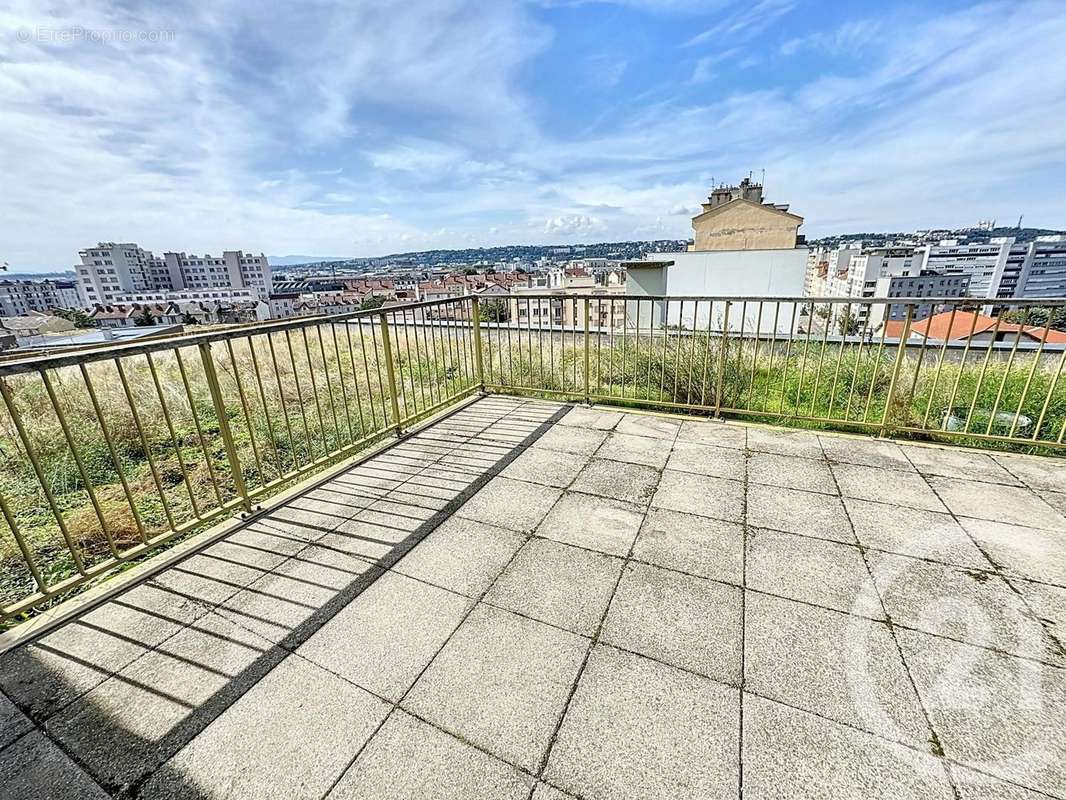 Appartement à LYON-7E