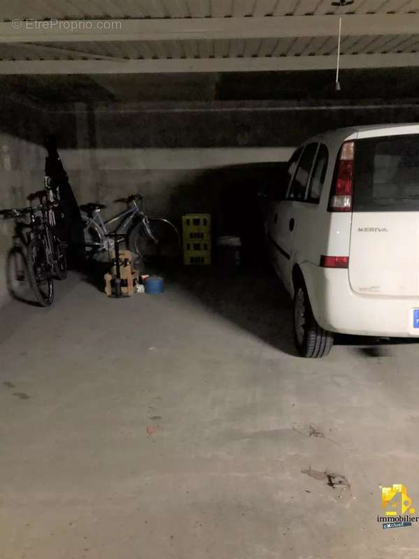 Parking à COMPIEGNE