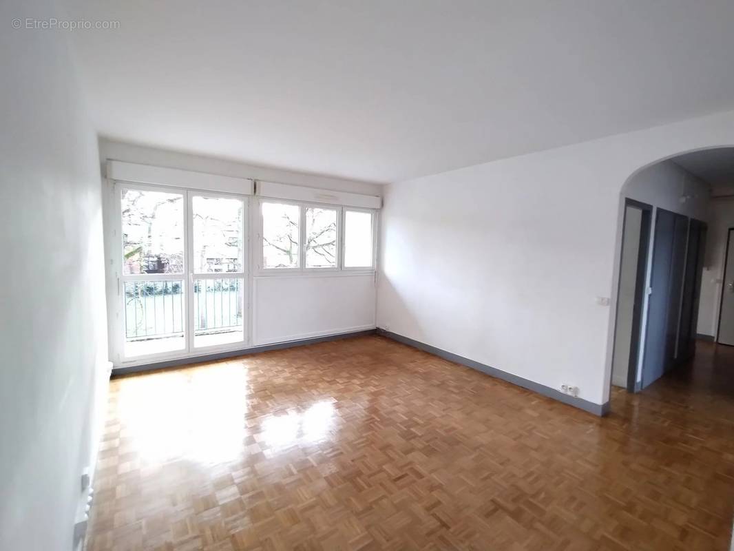 Appartement à AUBERGENVILLE