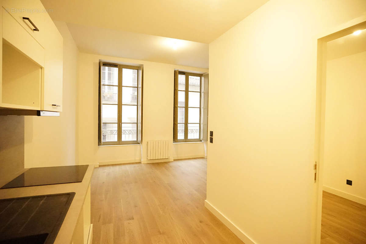 Appartement à LYON-1E