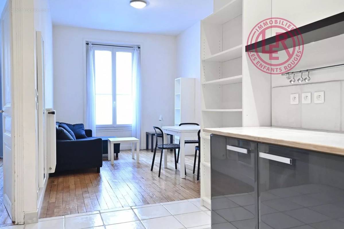 Appartement à PARIS-15E