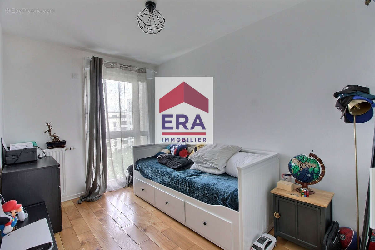 Appartement à COLOMBES